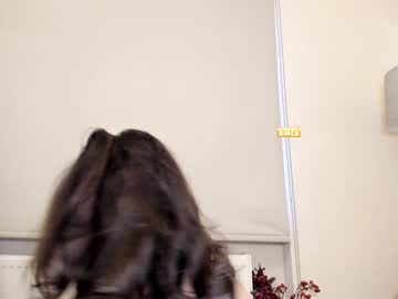 webcam girl snowww_white today image #206793