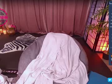 webcam girl monkeylina today image #2679855