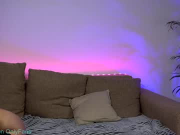 webcam girl naughtyrider69 today image #391637
