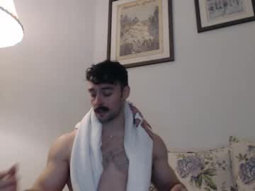 Cam for muscled_philosopher