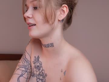 webcam girl tendertainted today image #2472638