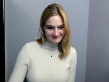 webcam girl tara_mony today image #1645660