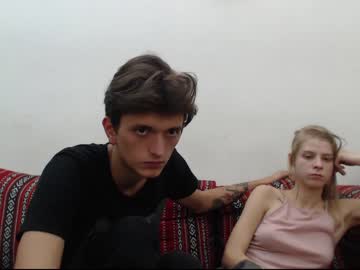 webcam couple llovelaksmi today image #1001947