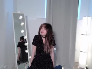 webcam girl y_u_m_i_k_a today image #2032608