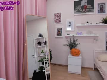 webcam girl lottie_shine today image #2967176