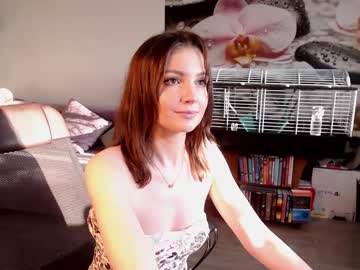 webcam girl jennycutey today image #881909