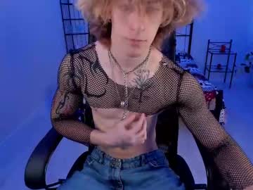 webcam man rich_piano_ today image #4084991