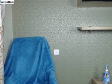 webcam girl aliska_dark today image #695246