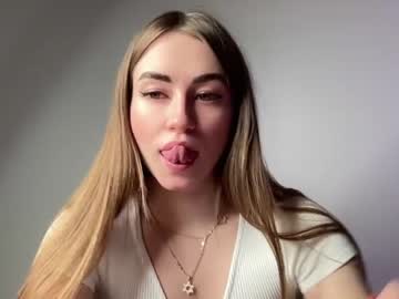 webcam girl strawberryjamx today image #3635772