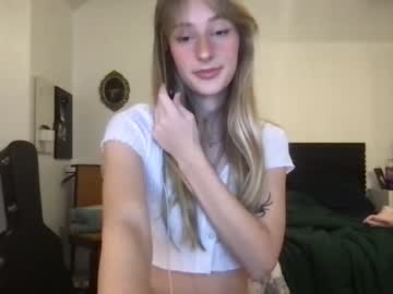 webcam girl sugahbunny today image #3092132