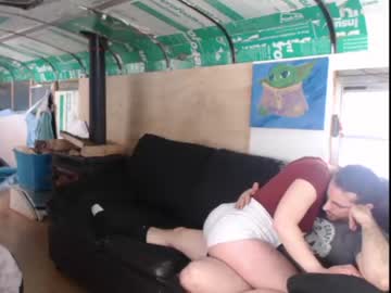 webcam couple busbuddies today image #1136987