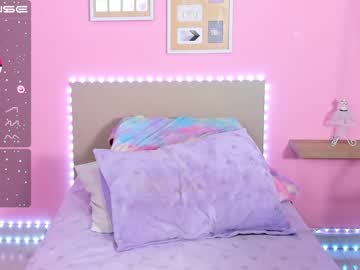 webcam girl little_effy18 today image #3012220