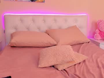 webcam girl mika_rey today image #3487799