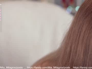 webcam girl mia_milagros today image #2439649