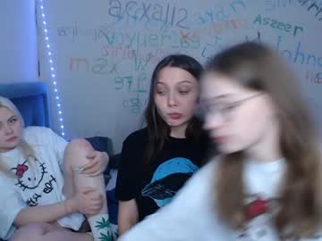 webcam couple _reverse_gang_ today image #2732237