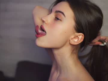 webcam girl hoolybunny today image #1504636