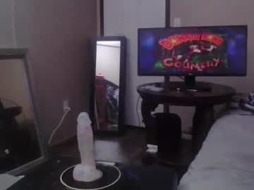 Cam for p3tit3queen93