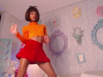webcam tranny naomigomezz today image #2991894
