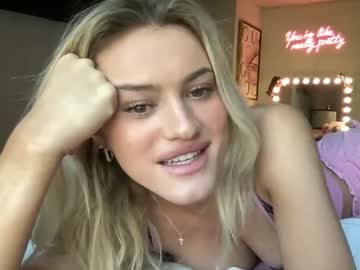webcam girl ellaxxrose today image #4052281