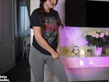 webcam girl sweety_rinushka_ today image #360241