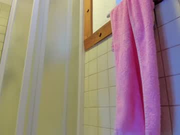 webcam girl sweety_rinushka_ today image #2729828