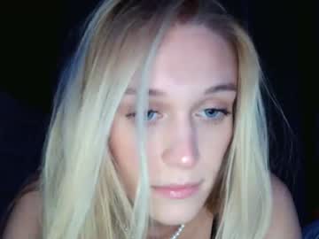 webcam girl daddyslittleangels_ today image #1641670