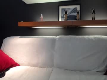webcam girl yana_squrel_22 today image #3251858