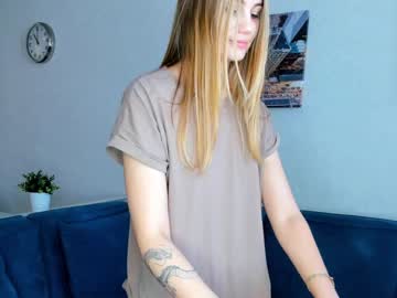 webcam girl crystalrober today image #3695191