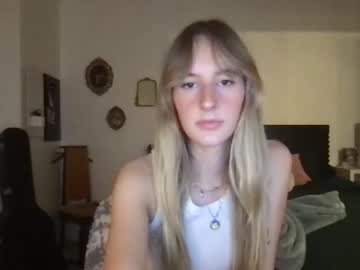 webcam girl sugahbunny today image #3055227