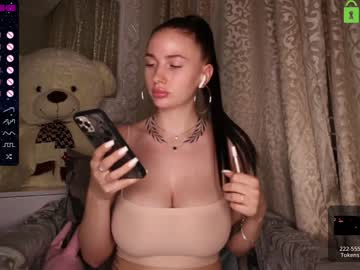 webcam girl fallen_angel_18 today image #2794355