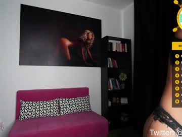 webcam girl laurabae_ today image #186646