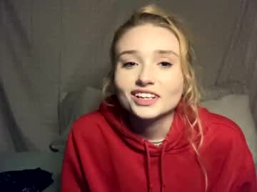 webcam girl princesshannnnn today image #643326