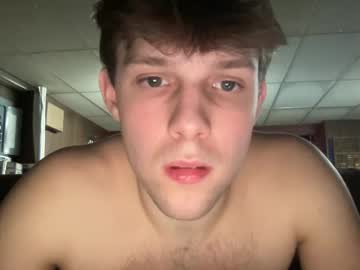 webcam man ethansad1113 today image #4063681