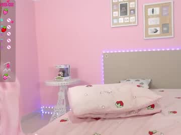 webcam girl little_effy18 today image #1971580