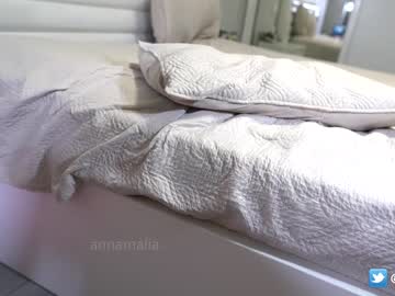 webcam couple annamalia today image #2561410