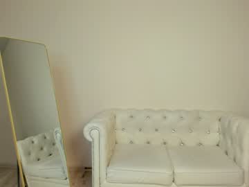 webcam girl oliviabr0wn today image #3143341