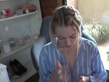 webcam girl joobeelee today image #746541
