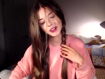 webcam girl christine_horny today image #147469