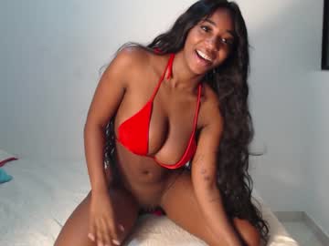 webcam girl pamela_zaens2 today image #1803236