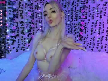 webcam girl bunnydollstella today image #3556853