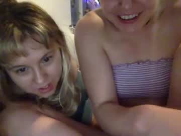 webcam couple pixiedreamslut today image #1672311