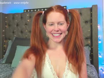 webcam girl theashleydaniels today image #1226489