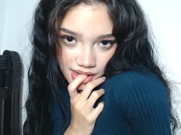 webcam girl princessluna__ today image #4011913