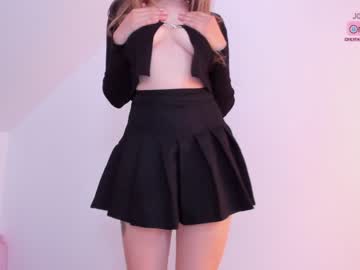 webcam girl aalliyahh today image #2617963