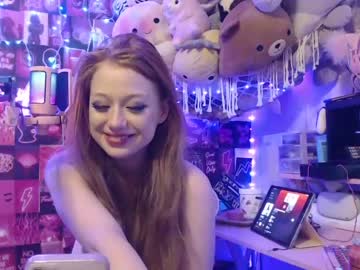 webcam girl ccinnamon today image #3097613