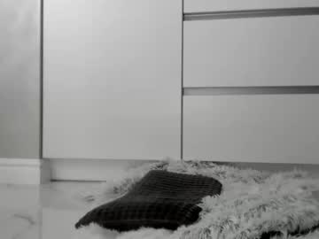 webcam girl meryfoxxx today image #3165977