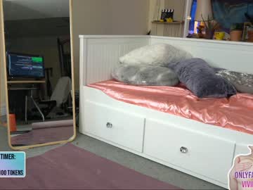 webcam girl vivid_whit today image #1153478