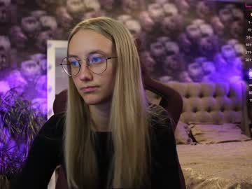 webcam girl angeellina today image #3379218
