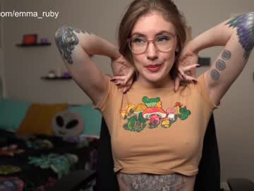 webcam girl emma_ruby today image #3550432