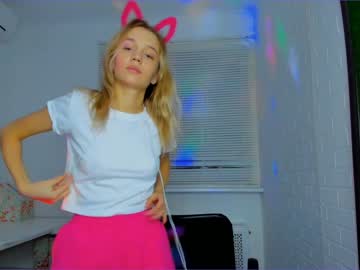 webcam girl xoanetta today image #511987
